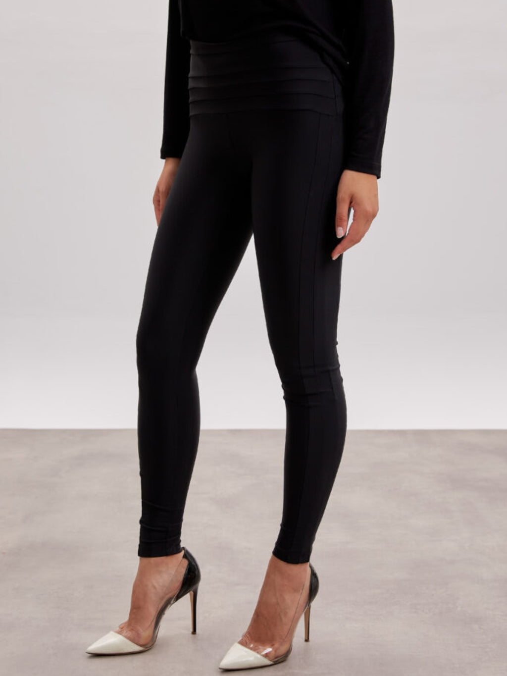 Sleek Motion High-Waist Leggings