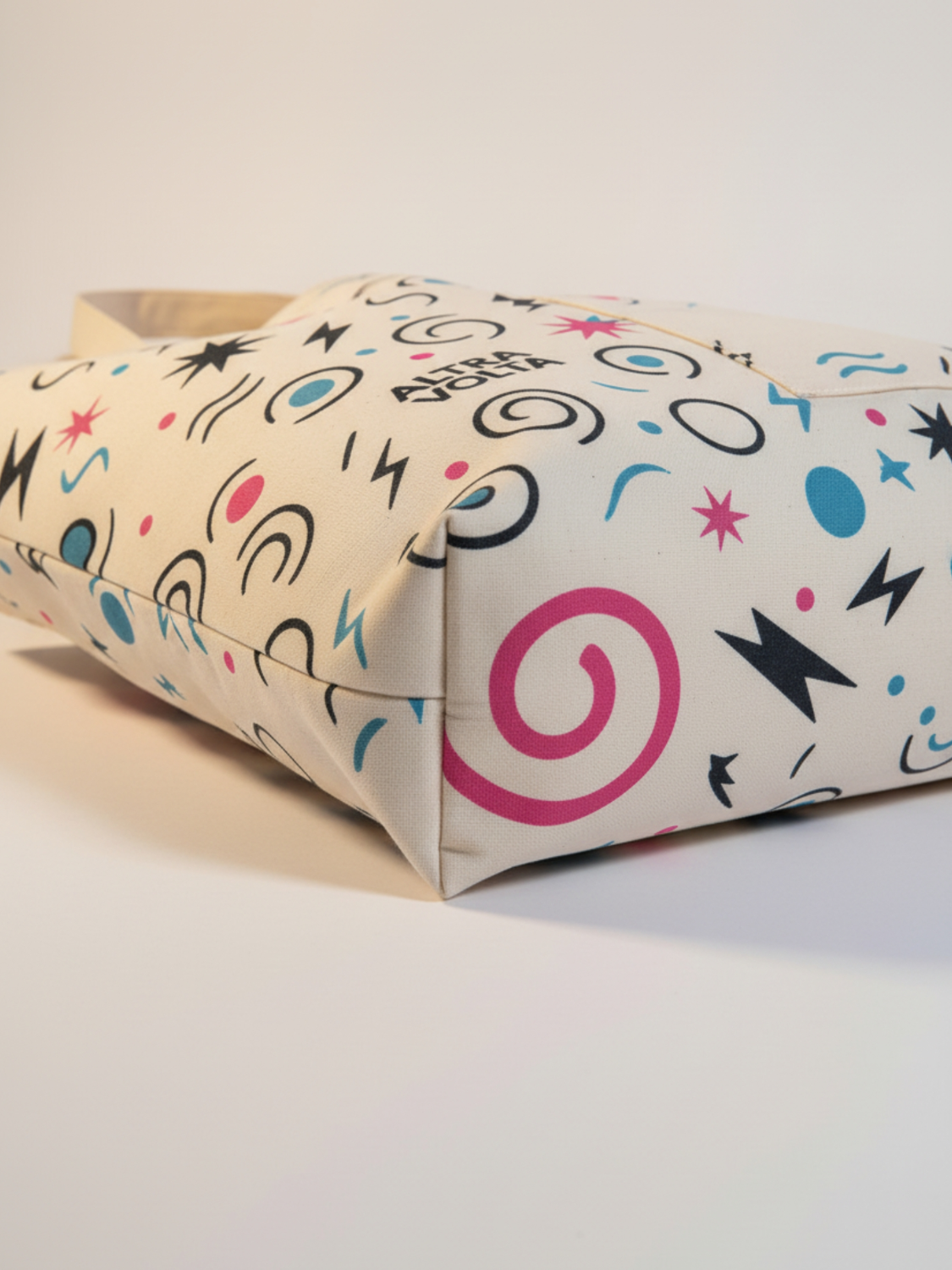 Altra Volta Graphic Canvas Tote Bag – Cream Edition