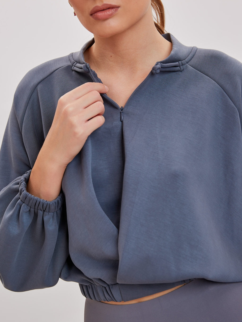 Altra Volta Cropped Sweatshirt with Twist Front