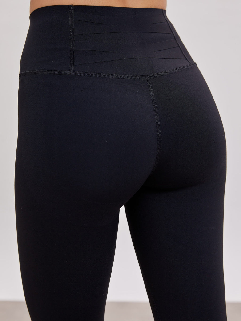 High-Waist Sculpting Legging