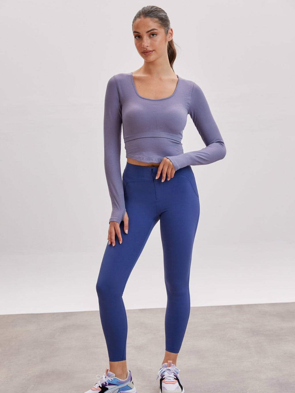 High-Waist Sculpting Leggings – Supportive Fit