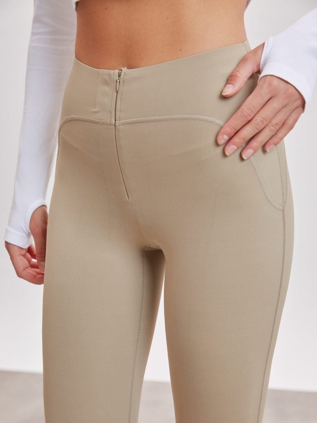High-Waist Sculpting Leggings – Supportive Fit