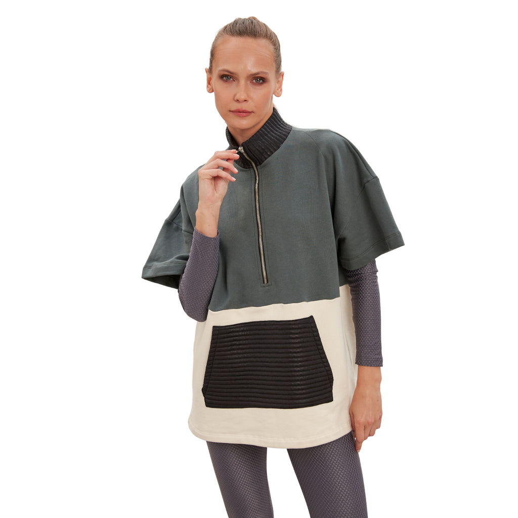 Layered Half-Zip Color-Block Sweatshirt – Green Grey Cream