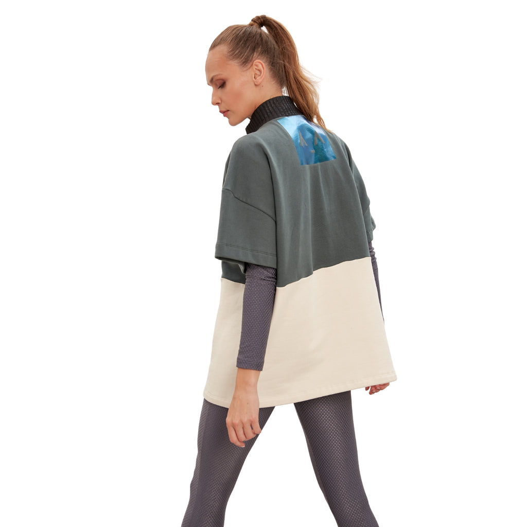 Layered Half-Zip Color-Block Sweatshirt – Green Grey Cream